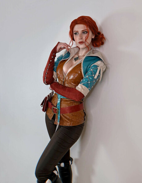 Vi Morrigan model naked img