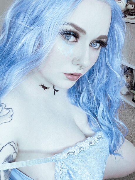 _Kiki Badman_ high quality pornstar picture