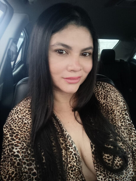 Mely hd pornstar picture