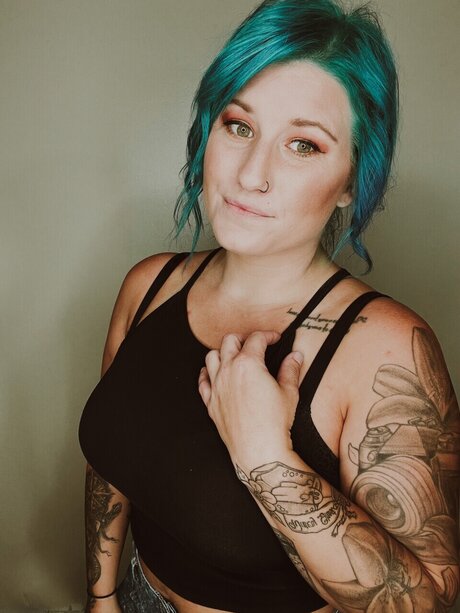 Sea Maiden model sex img