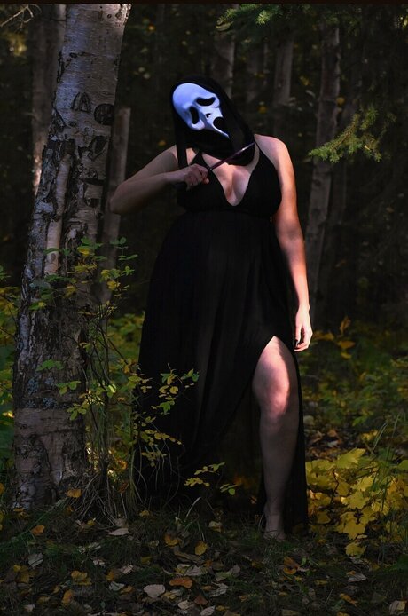 Kit kat nudes actress img