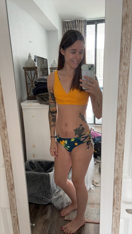 T Lynn free pornstar pics