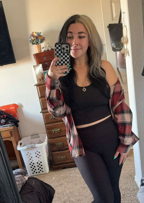 Sukiii pretty pornstar pic