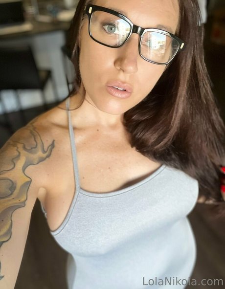 lolanikolavip free star pictures