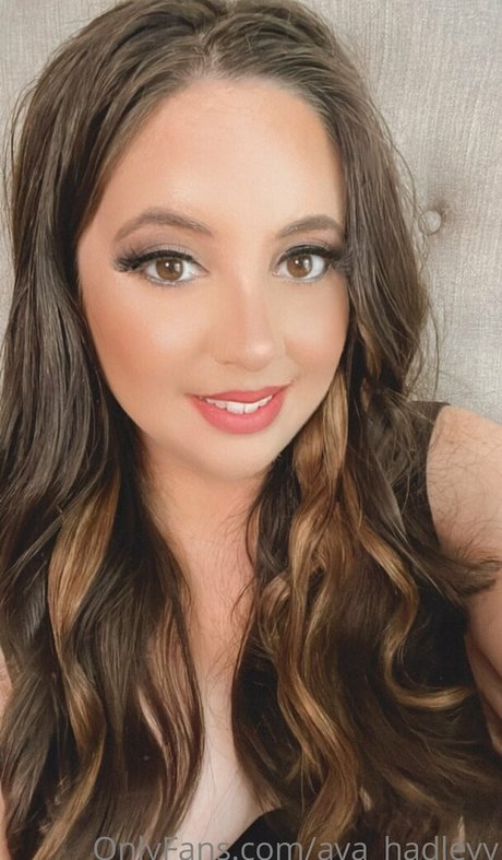 ava hadleyy model pretty pic