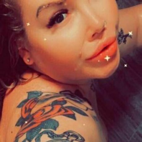 ava hadleyy best model img