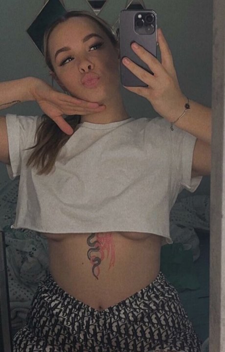 babbydawwl hd model pic