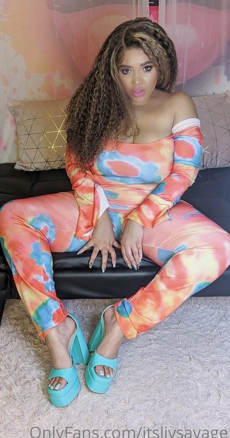 itslivsavage model nudes images