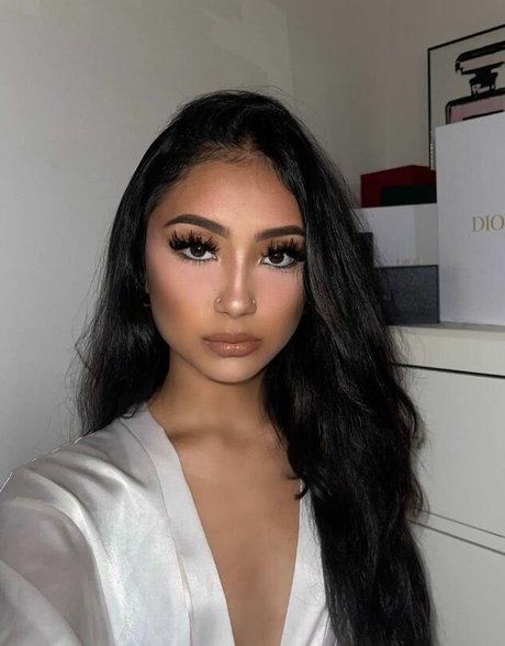 elara777 hd pornstar photos