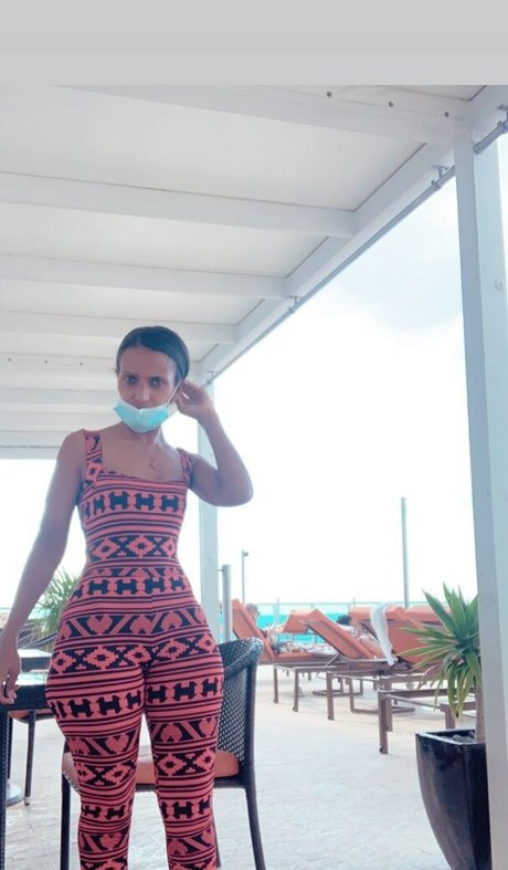 Fevunet erotic star img