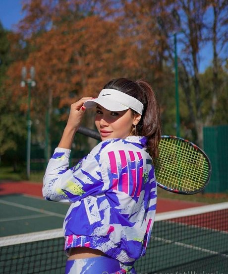 stillvirgin model nude img