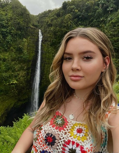 millie2wild erotic star img