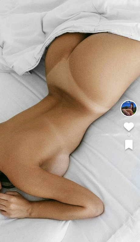 asya45778401 art pornstar img