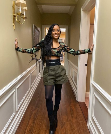 LaToya Tonodeo star img