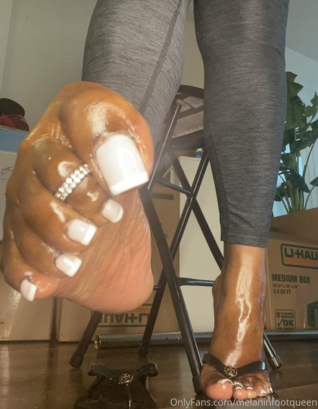 queenmelaninsdungeonn hd actress galleries