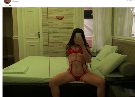 Jhulie Sophie erotic pornstar images