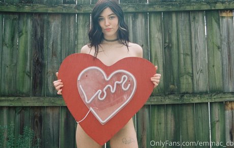 emmachoice model erotic pics