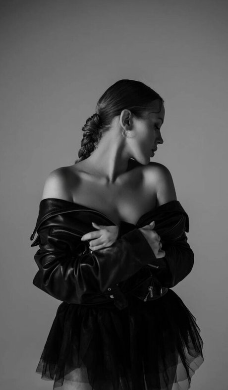 ostudio space naked pornstar pics