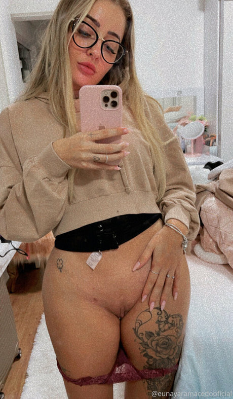 Nayara Macedo model pretty galleries