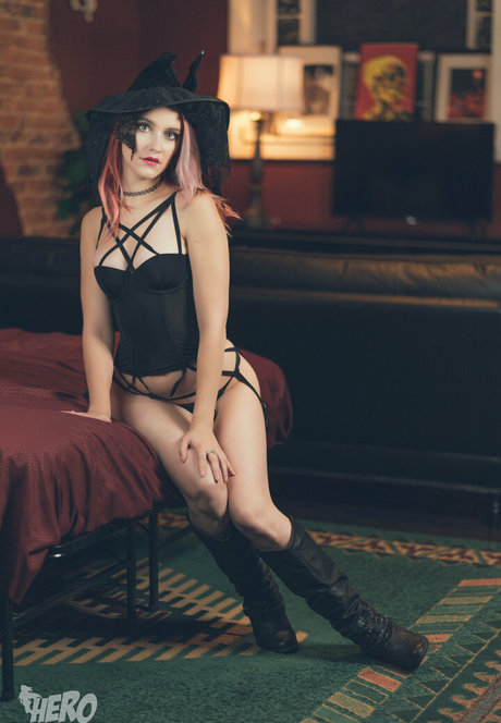 jeannietowndarkness pornstar art galleries