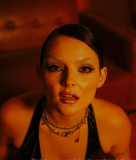 bb cloversworldfree pornstar nudes gallery