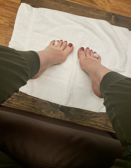 pageofscrolls free model galleries