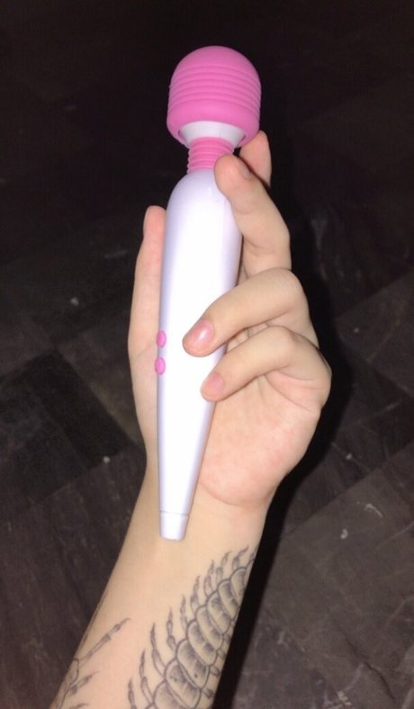 Natachuy nude pornstar img