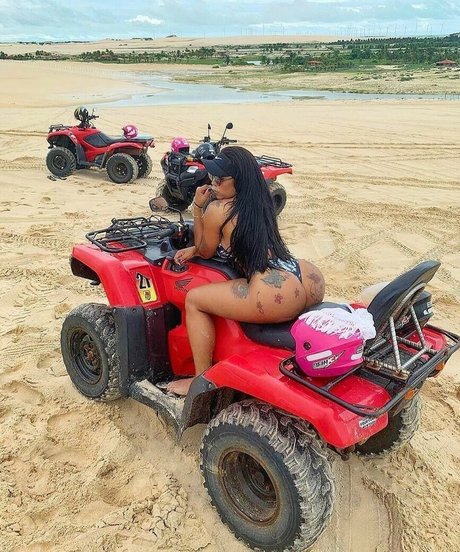 Nicolly Frazao art pornstar gallery