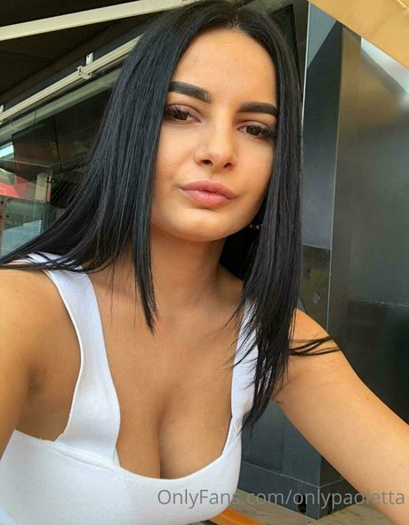 onlypaoletta pornographic star photo