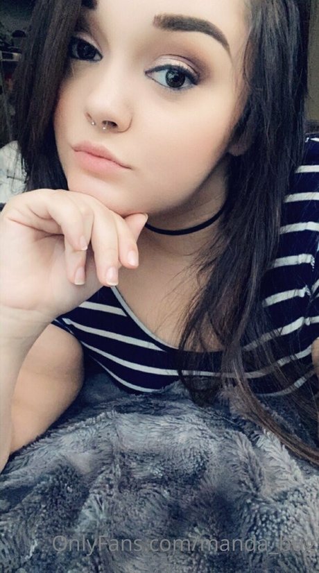 manda bug beautiful pornstar pictures