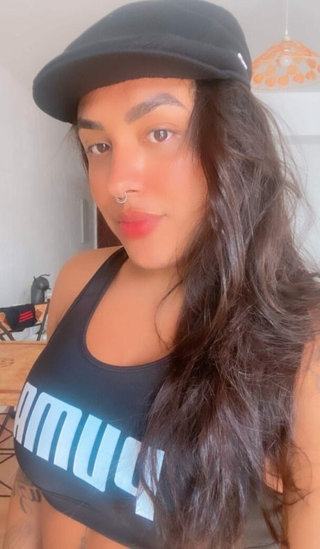 Bruna Taylor nudes model pics