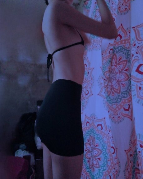 raven vasilescu model nice picture