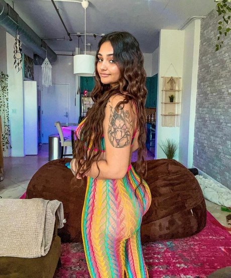 mulanvuittonvip adult star photos