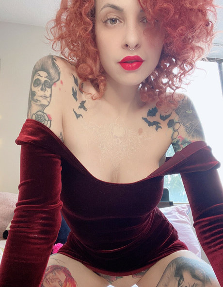 I Am The Daddy sexy star photo