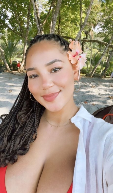 Katelyn Folasade xxx model images