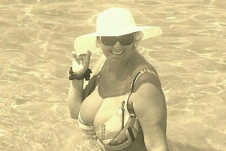 Laura Leonardi perfect star photos