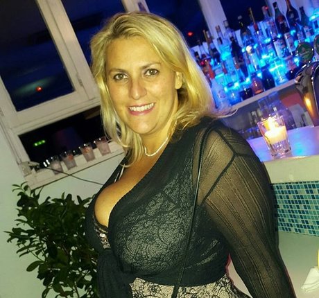 Laura Leonardi pretty pornstar picture