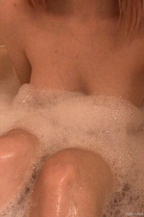 nobinova sex model pic