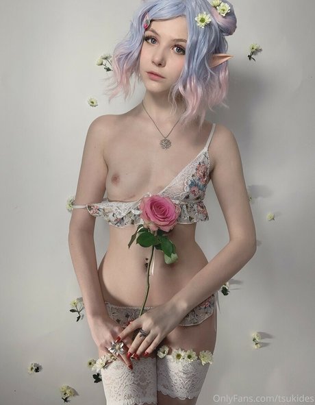 Tsukides beautiful actress img