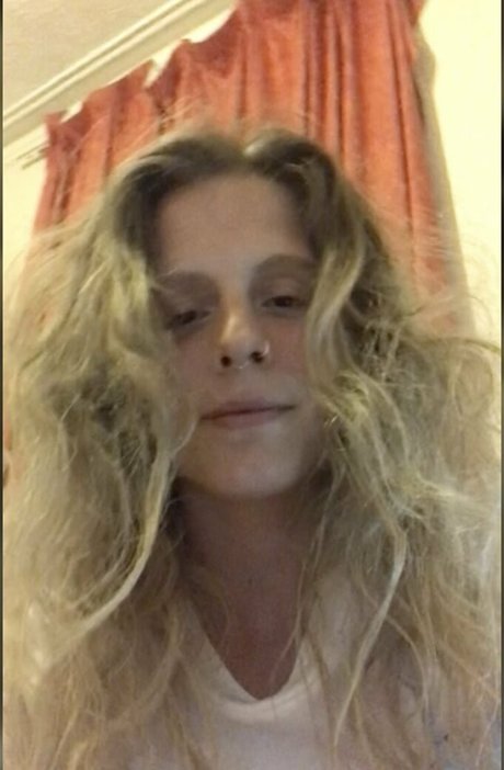 hornycavegirl star nudes pictures