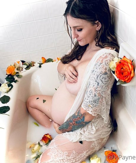 kellypayne sex model pic