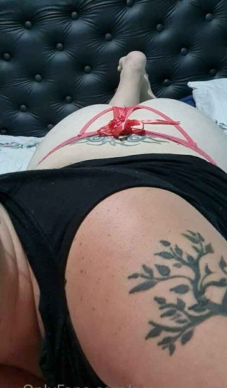 amazingluzz exclusive pornstar images