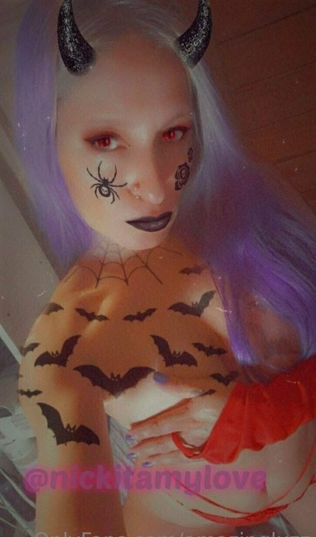 amazingluzz xxx actress gallery