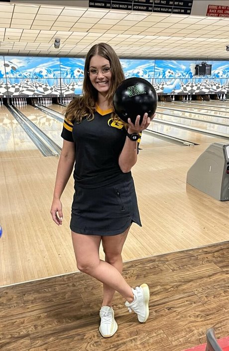 Daria Pajak erotic actress pic