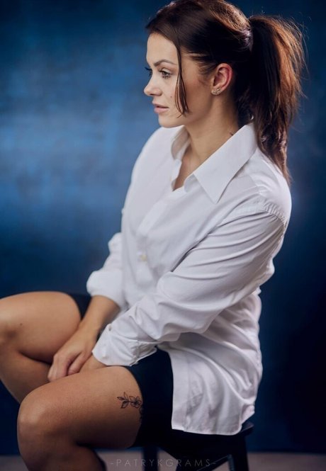 Daria Pajak star erotic picture