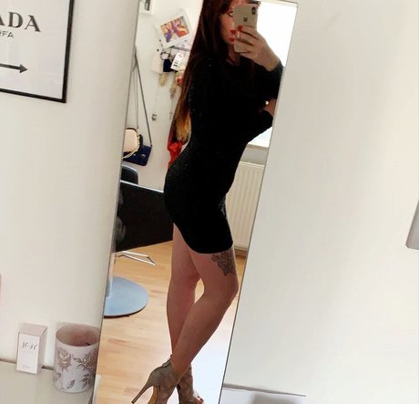 gelliii93_ best actress photo