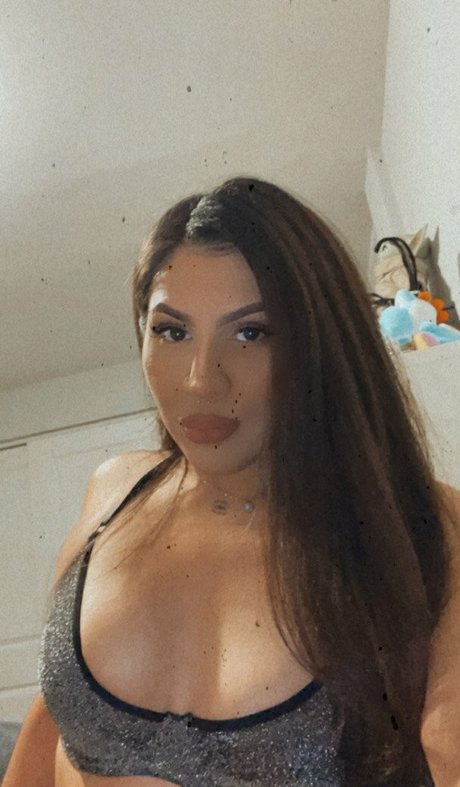 therealbabypluto model pic