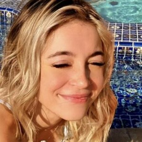 luna griffinn Profile pic