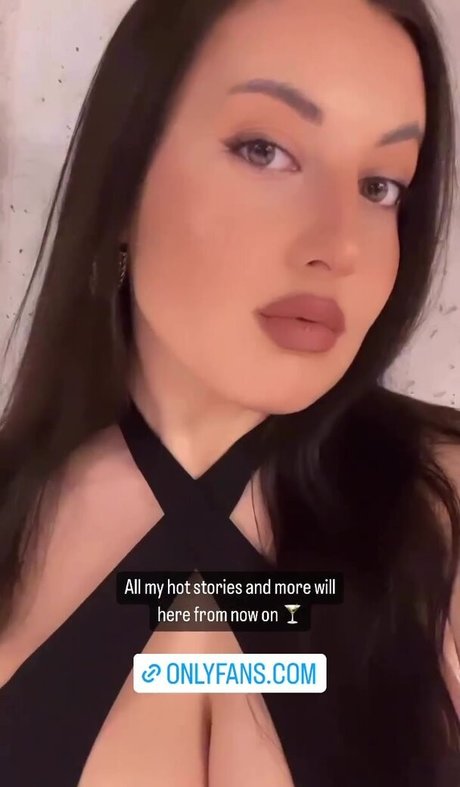 gtnlmts sexy model image