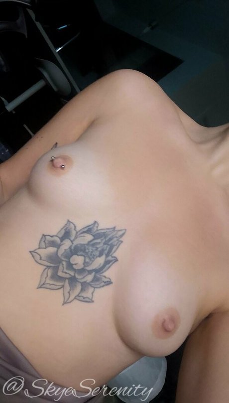 skyeserenity hot pornstar galleries